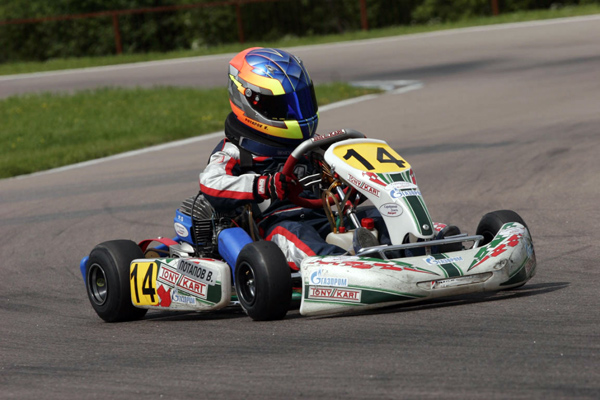 Картинг в Ижевске. ULTRA ПОДАРКИ. Купить картинг в Ижевске. Попробуйте участие в настоящей гонке и получите порцию незабываемых эмоций. Гонки на картах - это приятно и доступно. Сервис UltraPodarki.ru 8 800 505 95 30. Картинг Ижевск, картинг, гонки на картах Ижевск, гонки на картах, езда на карте Ижевск, езда на карте, купить картинг Ижевск, купить картинг, картинг цена Ижевск, картинг цена, картинг клуб Ижевск, картинг клуб, картинг центр, картинг центр Ижевск