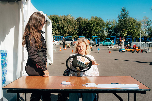 Контраварийное вождение в Ижевске. Ultra Подарки. Купить уроки контраварийного вождения в Ижевске. Научитесь водить машину в любых условиях! Сервис UltraPodarki.ru 8 800 505 95 30. Контраварийное вождение Ижевск, контраварийное вождение, экстремальное вождение Ижевск, экстремальное вождение, обучение вождению Ижевск, обучение вождению, вождение Ижевск, вождение,  курс вождения Ижевск, курс вождения, курсы экстремальное вождения Ижевск, курсы экстремального вождения, обучение в автошколе Ижевск, обучение в автошколе