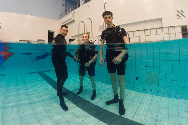 Дайвинг в Ижевске глубокое погружение с аквалангом. Ultra Подарки. Дайвинг. Купить дайвинг в Ижевске, обучение глубокому погружению, арендовать акваланг и подводное снаряжение. UltraPodarki.ru 8 800 505 95 30. дайвинг погружение Ижевск, подводное плавание Ижевск, дайвинг клуб Ижевск, подарочные сертификаты, глубокое погружение, погружение с аквалангом Ижевск, дайвинг центр Ижевск, купить дайвинг Ижевск