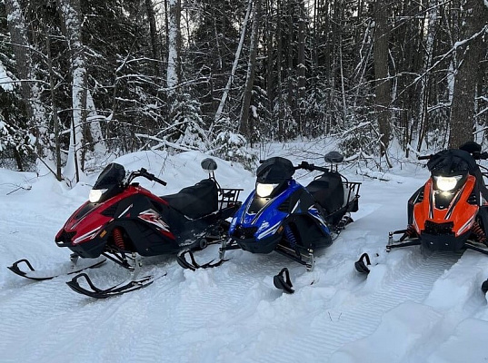 Катание на снегоходах в Челябинске в подарок. Сервис Ultra Подарки
. ✳️✴️❄️ Подарочный сертификат на катание на снегоходах в Челябинске с друзьями ❄️✴️✳️. Закажите прокат снегоходов в подарок для мужчин и парней на день рождения по привлекательным ценам. Езда на снегоходах это ещё и активный зимний отдых. Сервис UltraPodarki.ru ☎️ 8 (800) 505-95-30	. катание на снегоходах, подарочный сертификат на катание на снегоходе, прокат снегоходов, прокат снегоходов Челябинск, катание на снегоходах Челябинск, езда на снегоходе