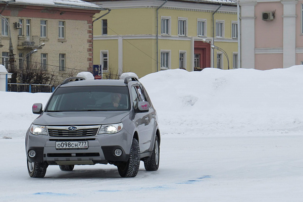 Контраварийное вождение в Ижевске. Ultra Подарки. Купить уроки контраварийного вождения в Ижевске. Научитесь водить машину в любых условиях! Сервис UltraPodarki.ru 8 800 505 95 30. Контраварийное вождение Ижевск, контраварийное вождение, экстремальное вождение Ижевск, экстремальное вождение, обучение вождению Ижевск, обучение вождению, вождение Ижевск, вождение,  курс вождения Ижевск, курс вождения, курсы экстремальное вождения Ижевск, курсы экстремального вождения, обучение в автошколе Ижевск, обучение в автошколе