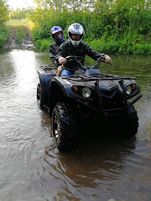 Катание на квадроциклах в Ижевске. Сервис Ultra Подарки. Подарочный сертификат на катание на квадроциклах в Ижевске. Закажите катание на квадроциклах недорого и наслаждайтесь активным отдыхом с друзьями. Выбирайте живописные маршруты для езды на квадроциклах. Сервис UltraPodarki.ru 8800-505-9530. Катание на квадроциклах, Прокат квадроциклов, езда на квадроцикле, прокат квадроциклов Ижевск, катание на квадроциклах Ижевск, Катание на квадроциклах зимой, Катание на квадроциклах летом, Сертификат на катание на квадроциклах 

